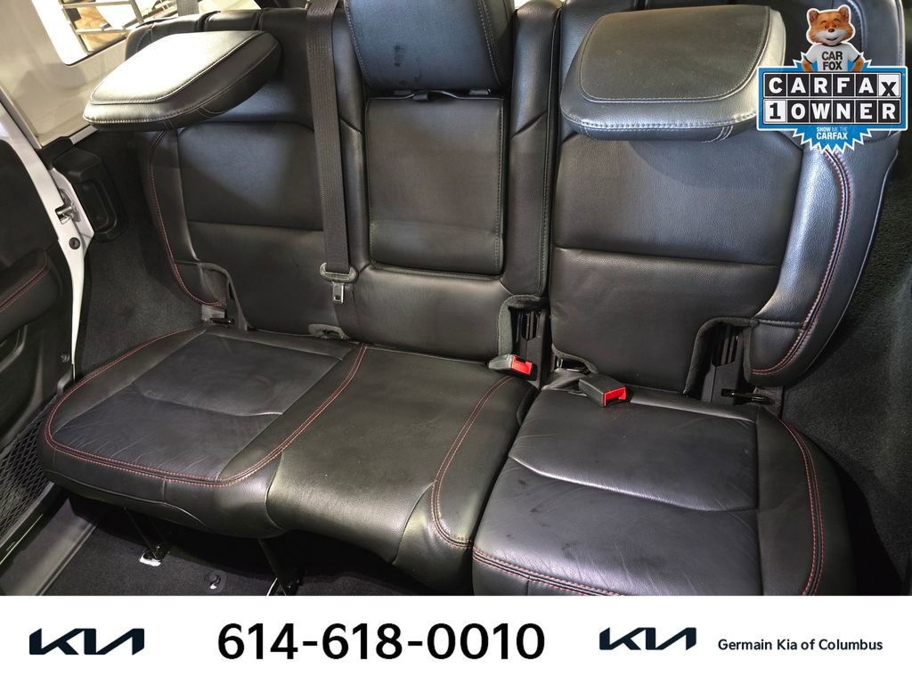 Used 2022 Jeep Wrangler Unlimited Rubicon w/ Cold Weather Group AWD/4WD image 19