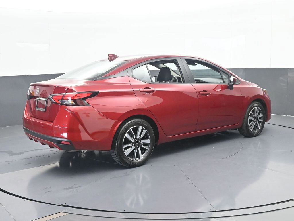 Used 2025 Nissan Versa SV image 6