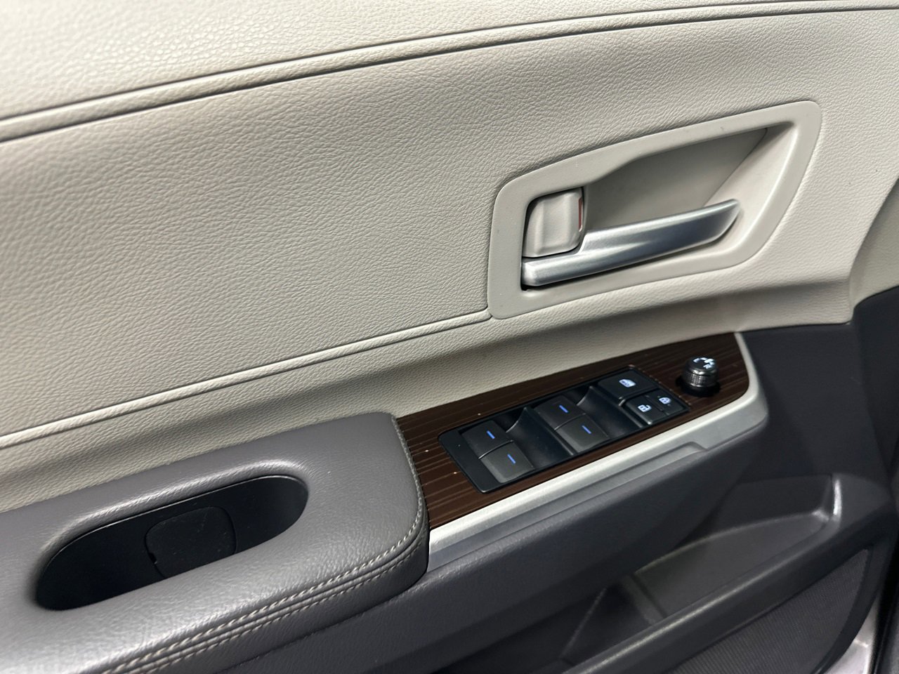 Used 2021 Toyota Sienna XLE image 37