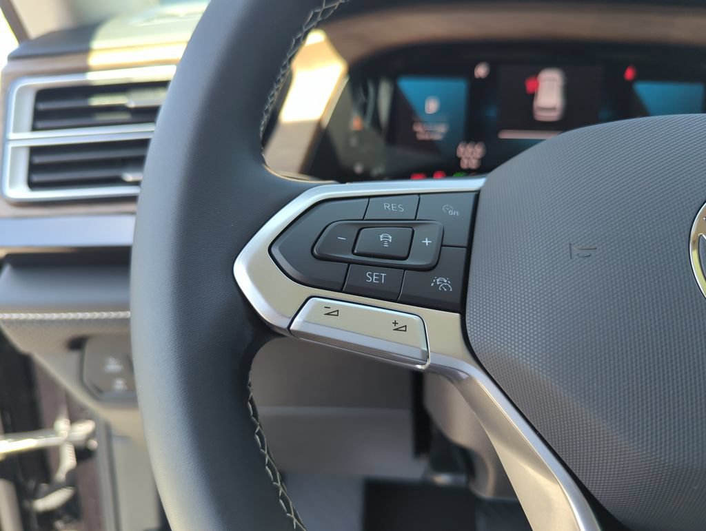 New 2026 Volkswagen Atlas SE FWD image 44