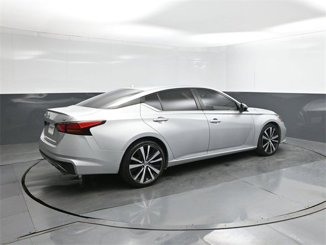 Used 2022 Nissan Altima 2.5 SR image 15