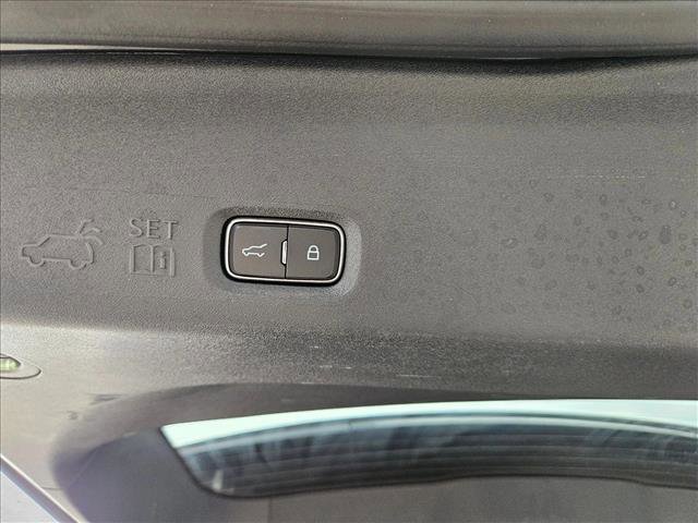 Used 2025 Ford Expedition Platinum AWD/4WD image 28