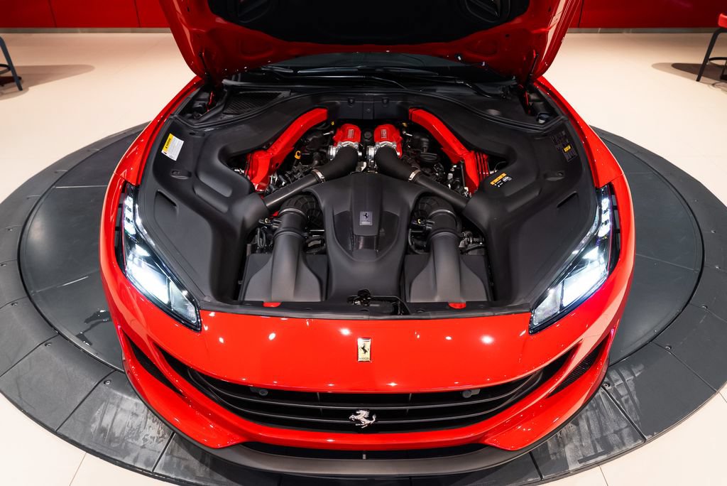 Certified 2020 Ferrari Portofino RWD image 18