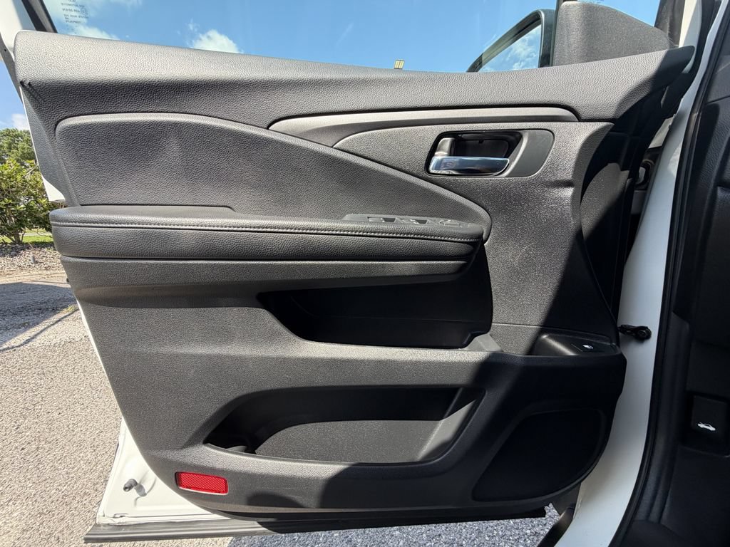 Used 2021 Honda Passport Sport image 20