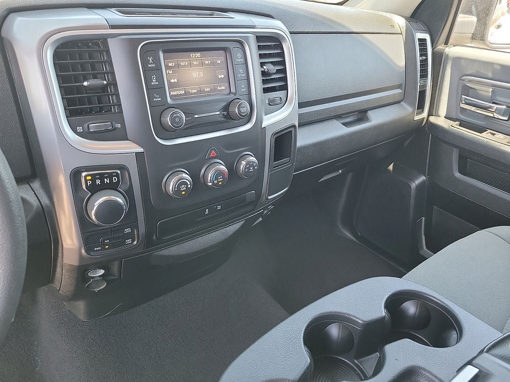 Used 2024 RAM 1500 Classic SLT AWD/4WD image 20