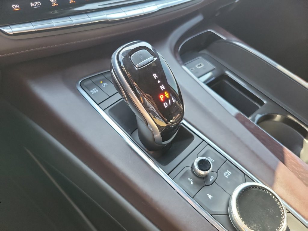 Certified 2021 Cadillac Escalade Sport Platinum RWD image 15