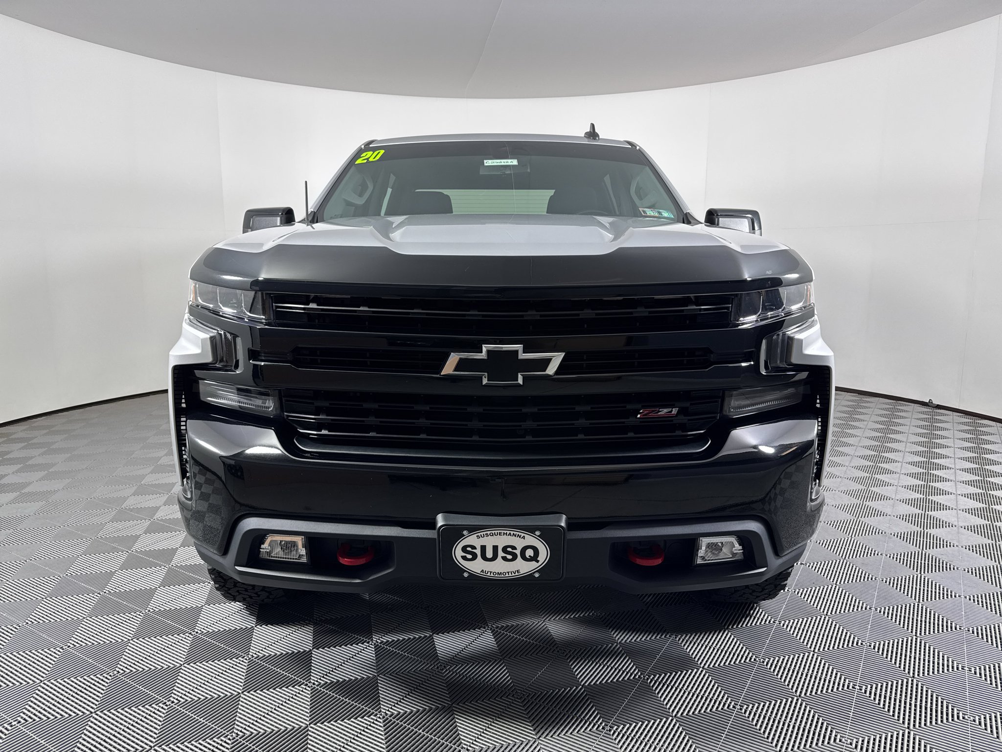 Used 2020 Chevrolet Silverado 1500 LT Trail Boss AWD/4WD image 2