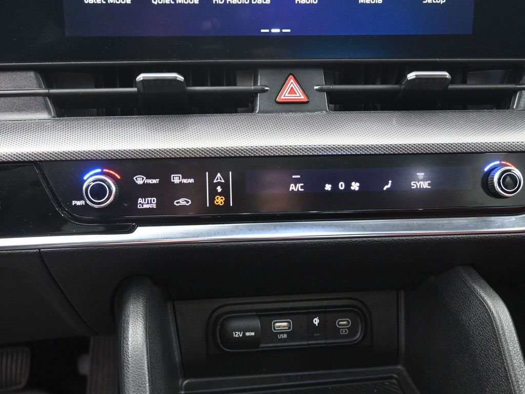 Used 2023 Kia Sportage SX image 32