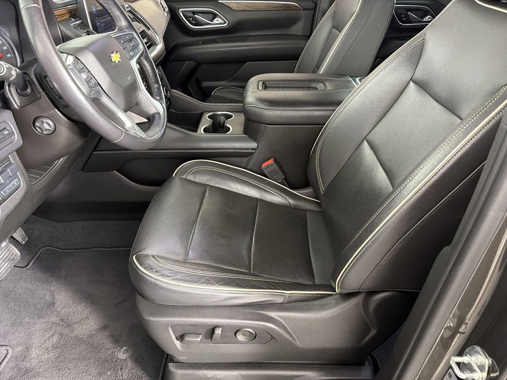 Used 2021 Chevrolet Tahoe Premier w/ Premium Package image 7