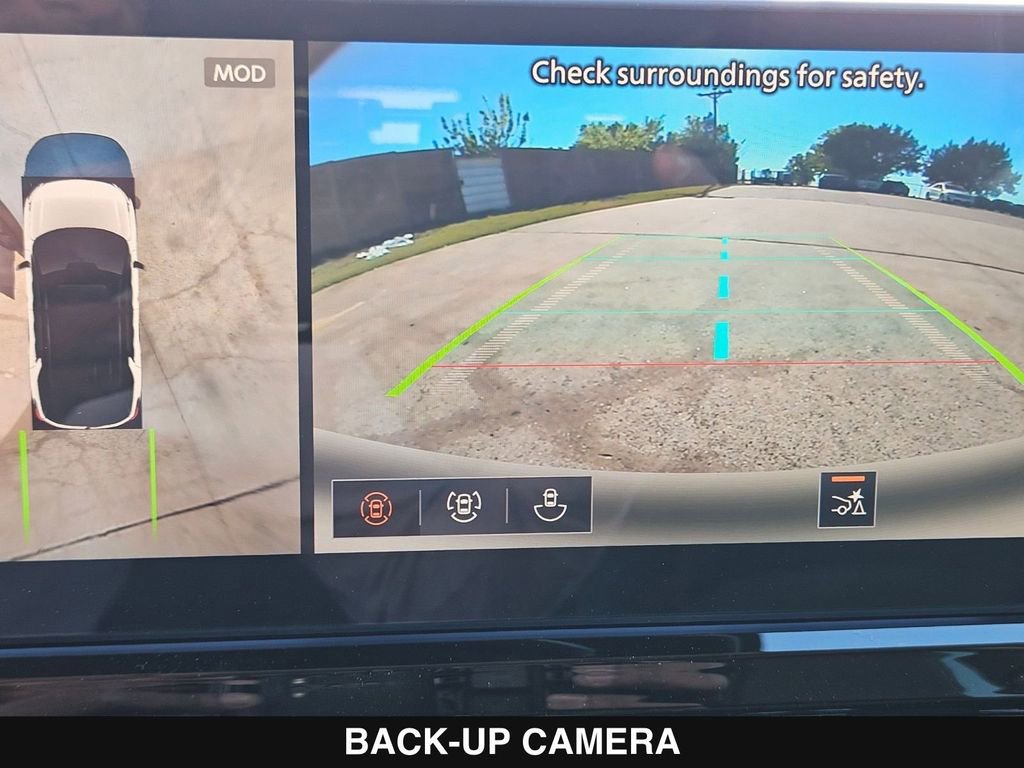 New 2026 Nissan Pathfinder SL image 32