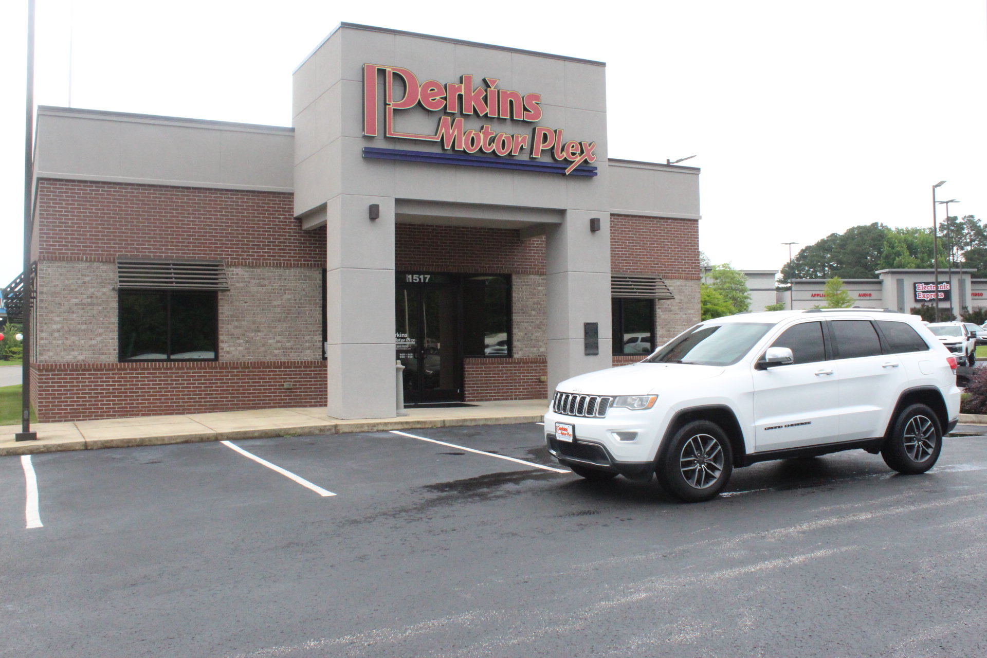 Used 2019 Jeep Grand Cherokee Limited AWD/4WD image 38