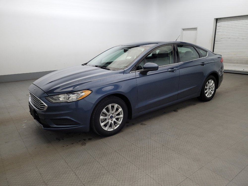 Used 2018 Ford Fusion S image 2