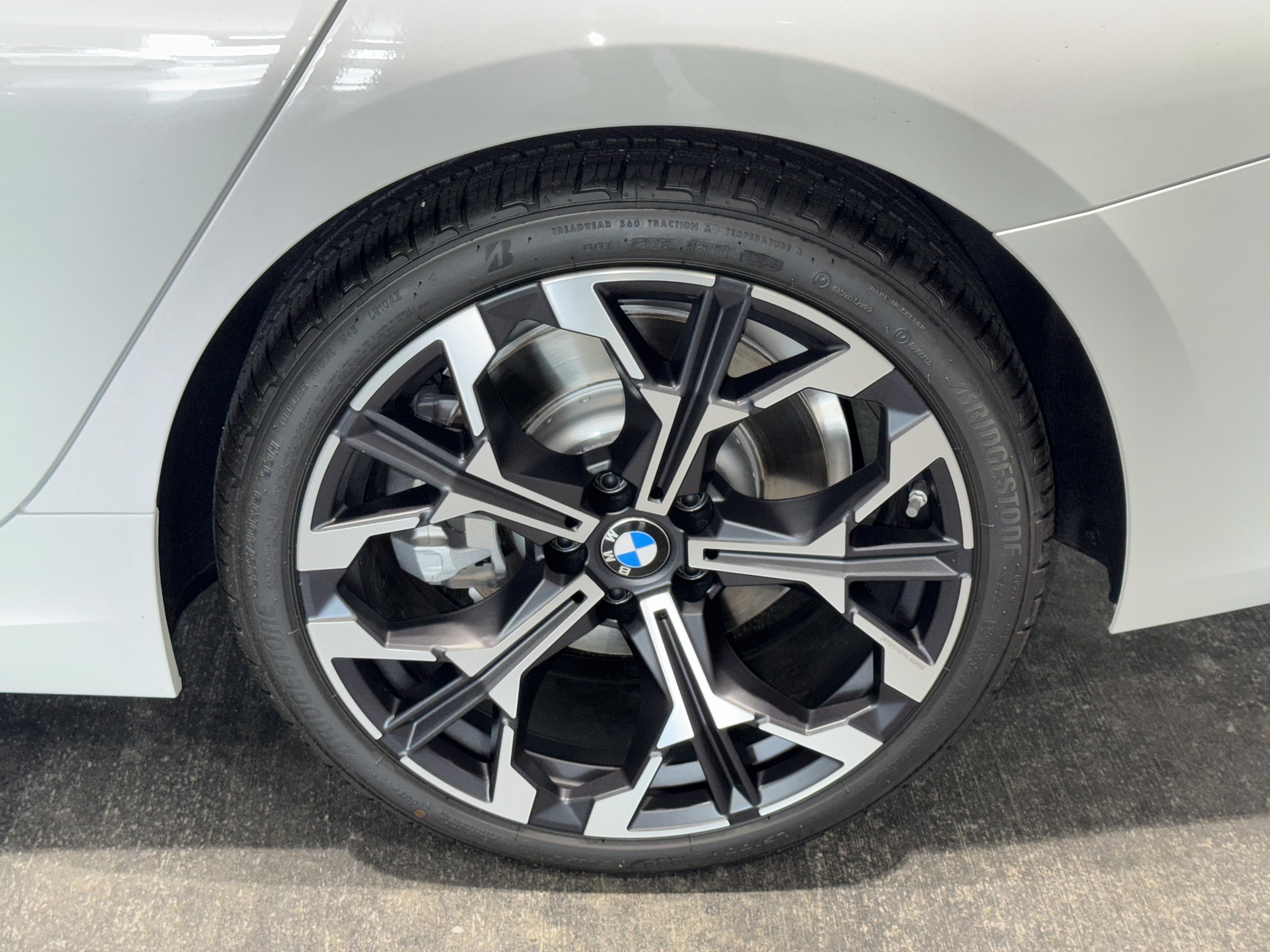 New 2026 BMW 330i Sedan RWD image 25