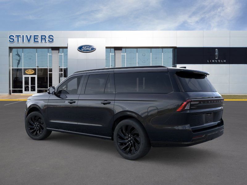 New 2026 Lincoln Navigator L Reserve w/ Jet Appearance Package image 5