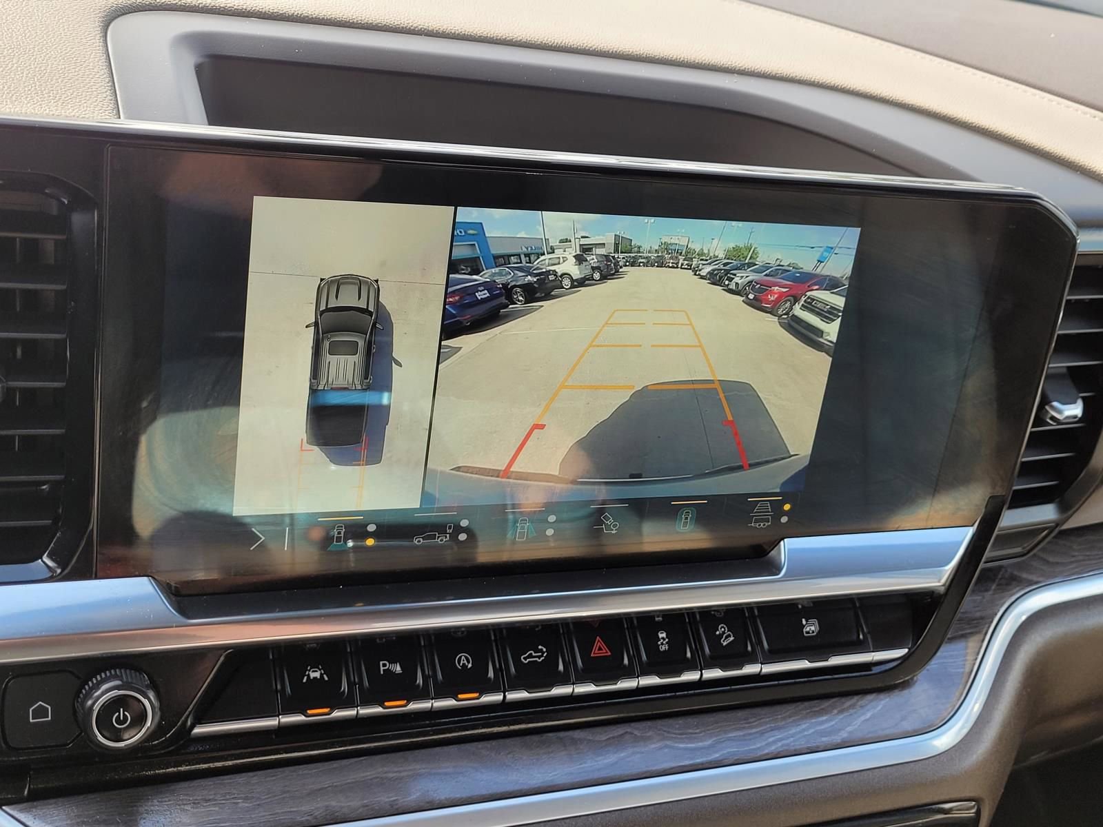 Used 2022 Chevrolet Silverado 1500 LTZ AWD/4WD image 25