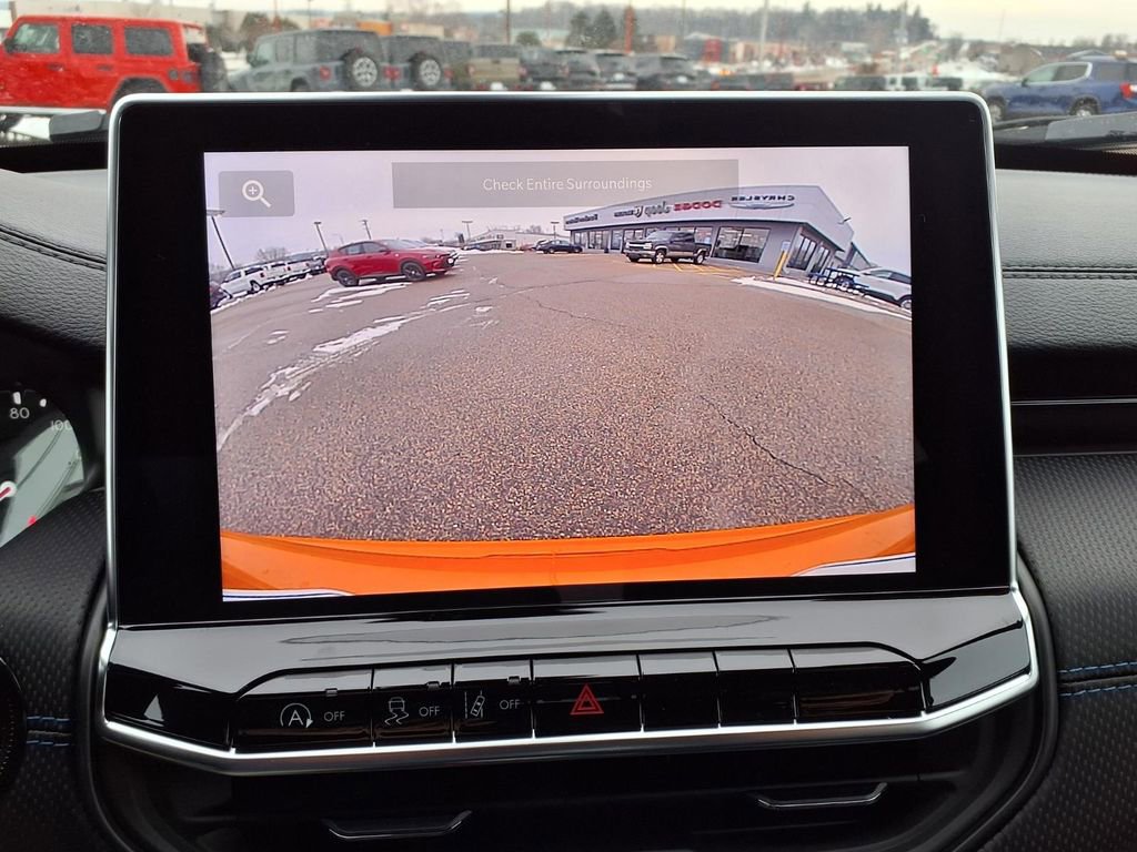 New 2026 Jeep Compass Latitude AWD/4WD image 36