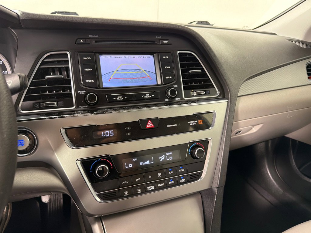 Used 2016 Hyundai Sonata SE FWD image 15