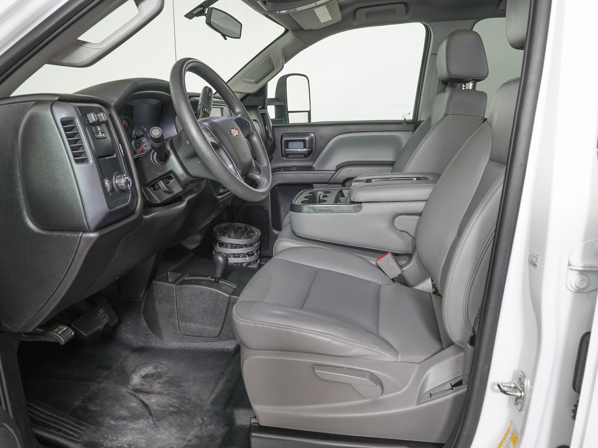 Used 2019 Chevrolet Silverado 2500 W/T image 9