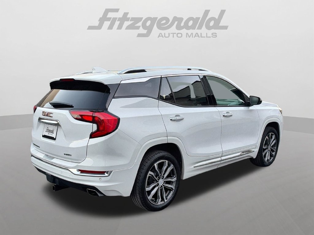 Used 2019 GMC Terrain Denali w/ Advanced Safety Package AWD/4WD image 16