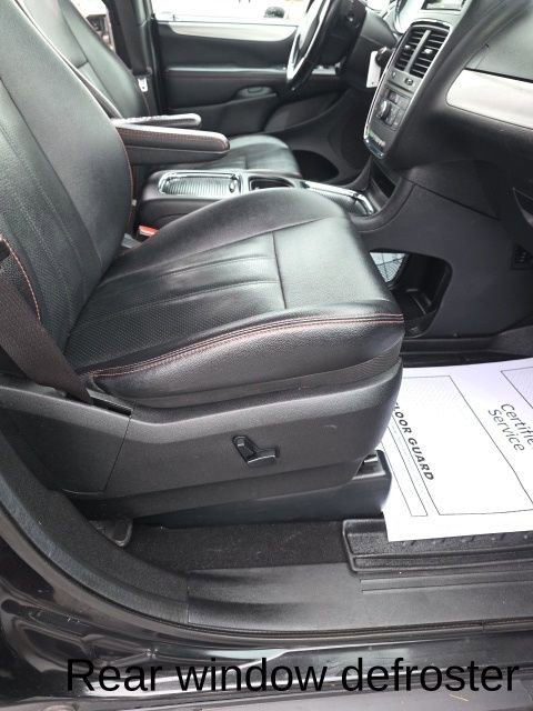 Used 2019 Dodge Grand Caravan GT image 25