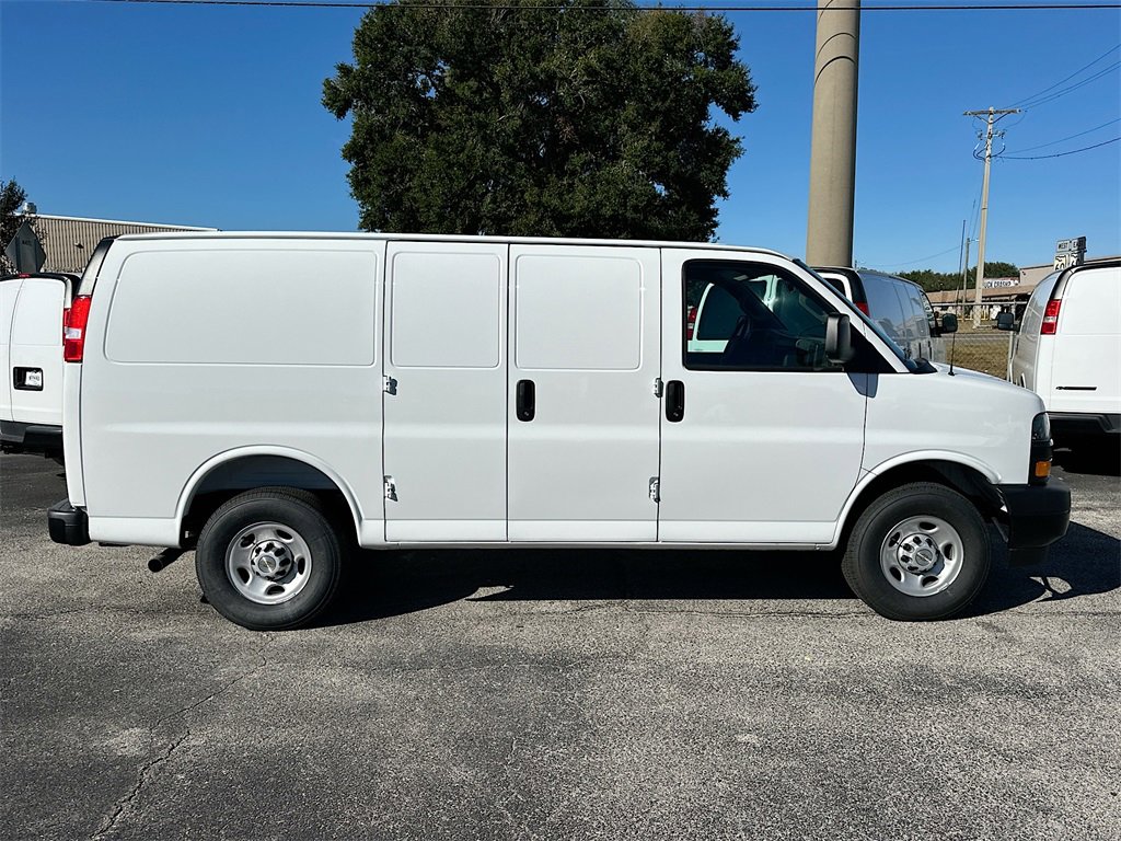 New 2025 Chevrolet Express 2500 w/ Driver Convenience Package image 3