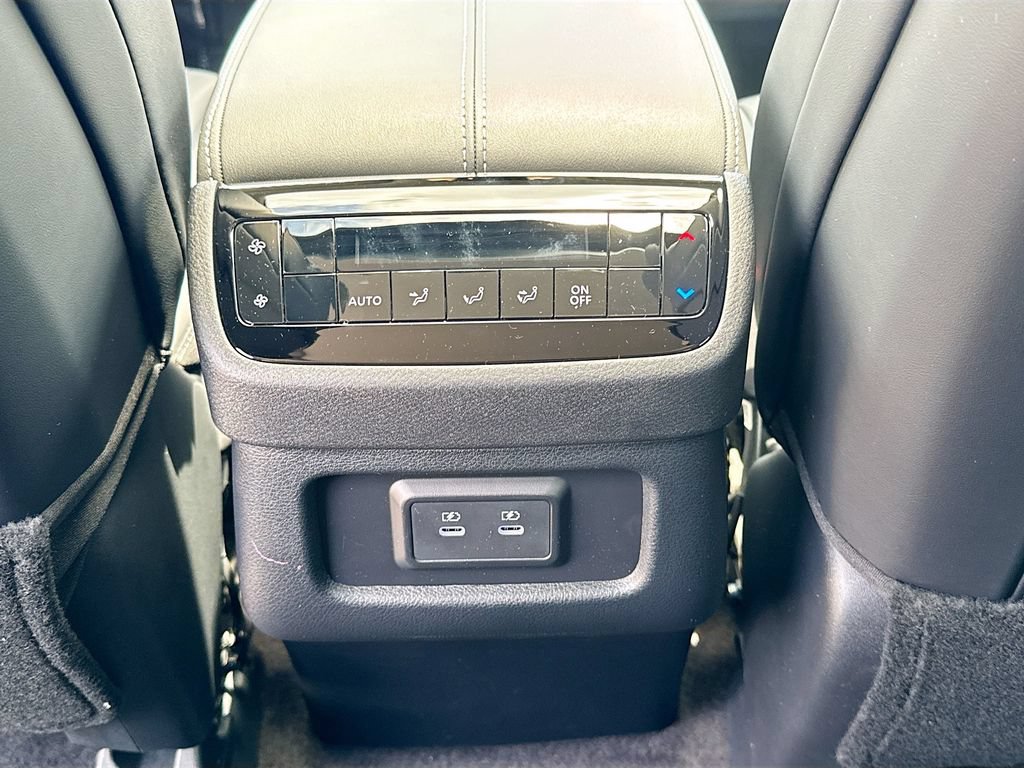 New 2027 INFINITI QX60 Pure w/ Cargo Package FWD image 26