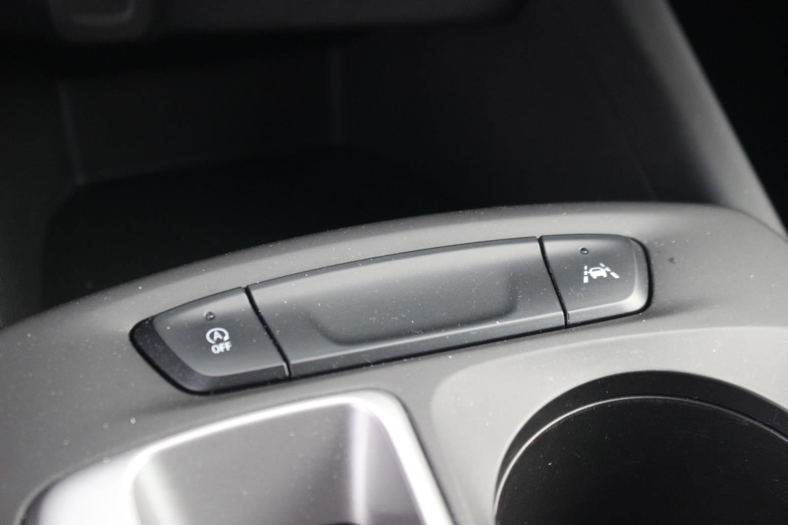 Used 2024 Chevrolet Trax RS w/ Driver Confidence Package image 27