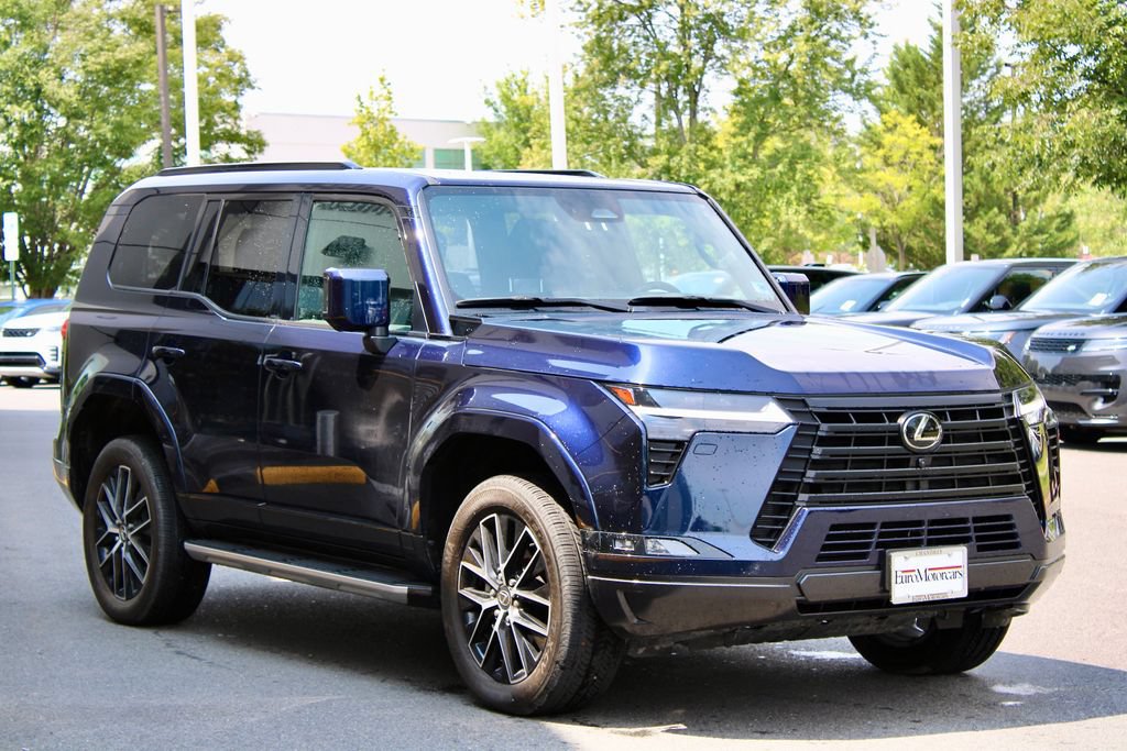 Used 2024 Lexus GX 550 w/ Accessory Package (Z1) AWD/4WD image 2
