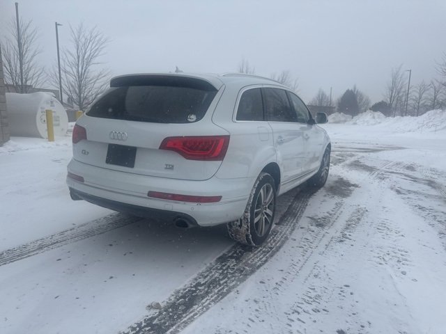 Used 2015 Audi Q7 TDI Premium Plus w/ Premium Plus Package image 16