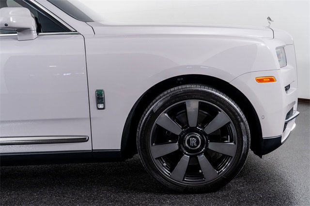 Used 2023 Rolls-Royce Cullinan image 6