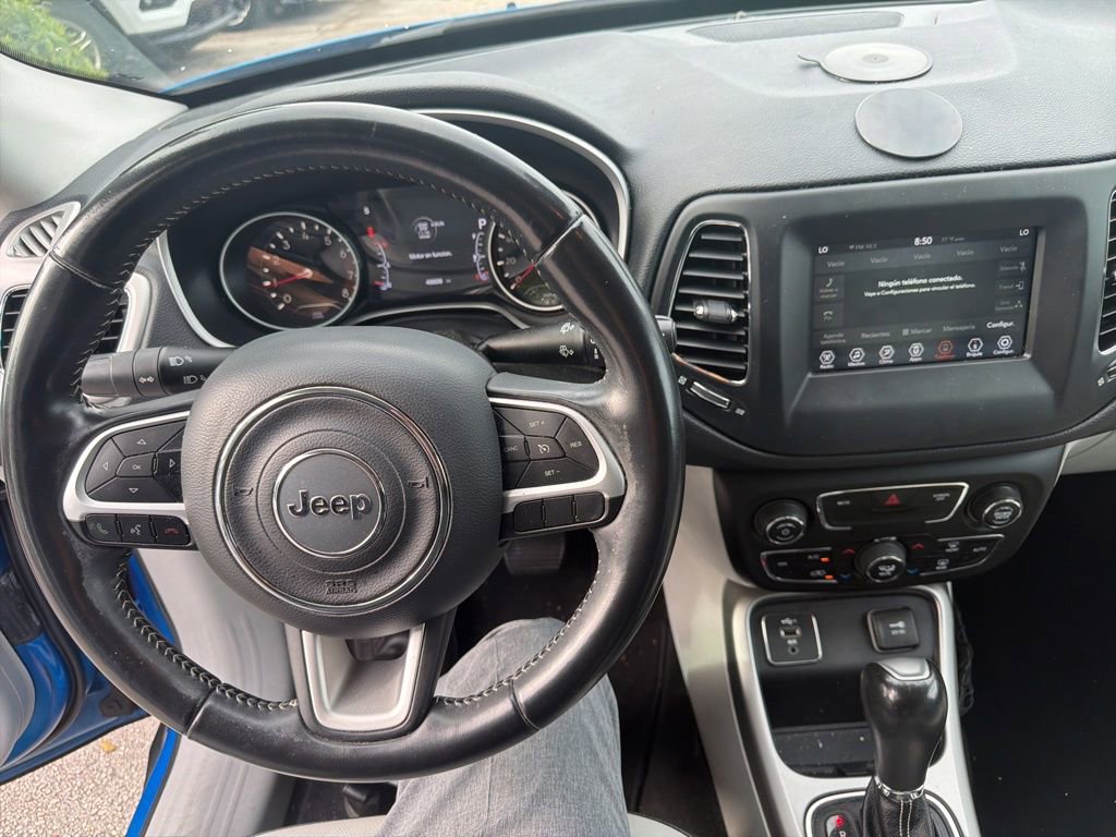 Used 2019 Jeep Compass Latitude w/ Popular Equipment Group FWD image 12