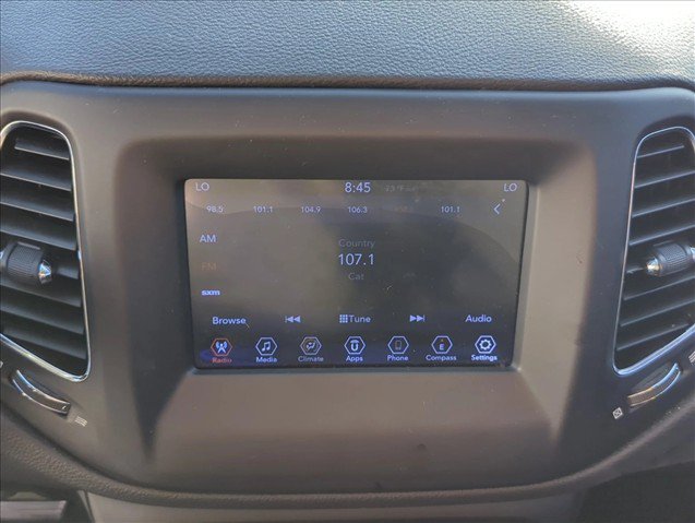 Used 2019 Jeep Compass Latitude w/ Popular Equipment Group FWD image 20
