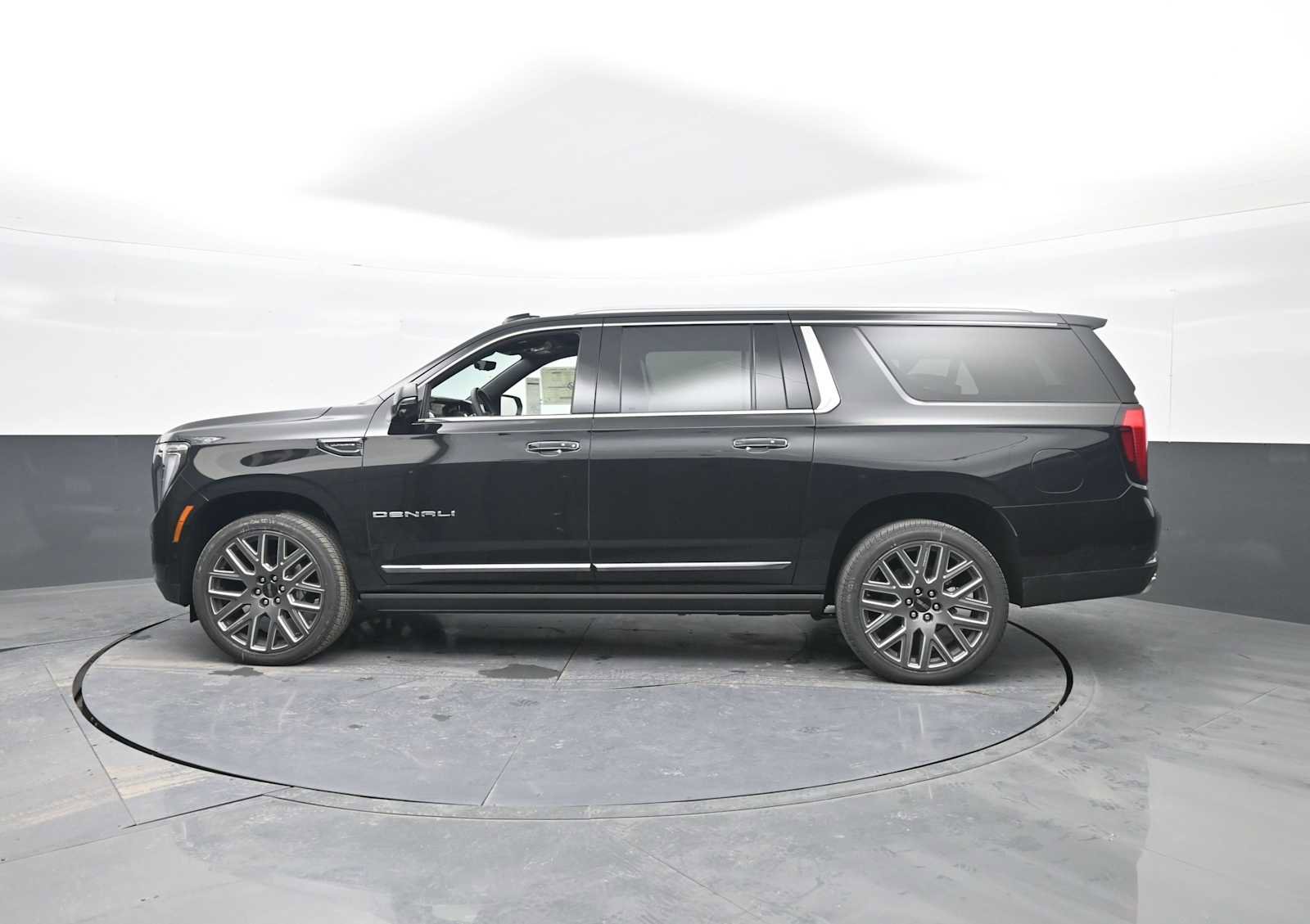 New 2026 GMC Yukon XL Denali Ultimate image 5