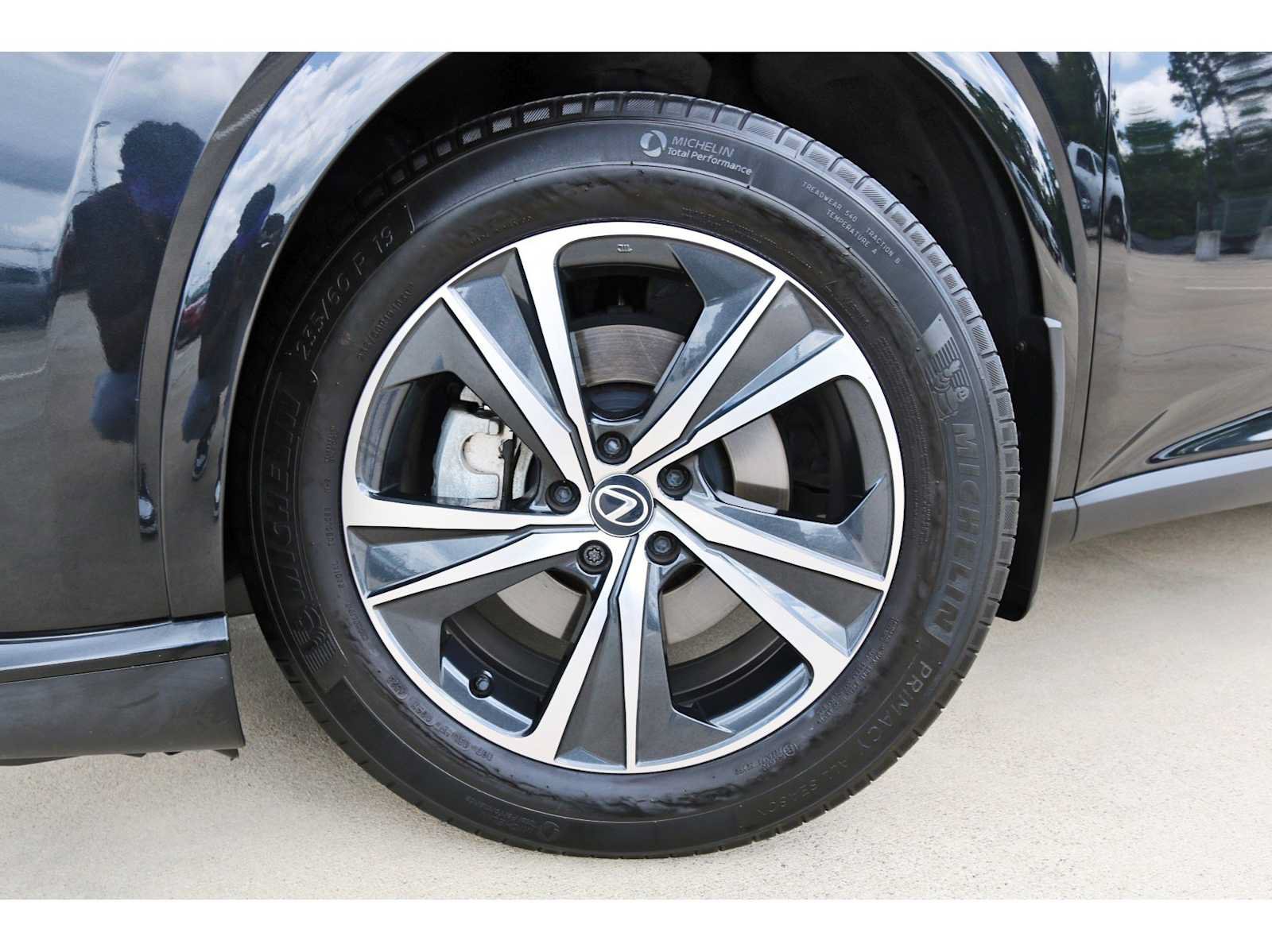 Used 2024 Lexus RX 350 Premium w/ Convenience Package FWD image 30