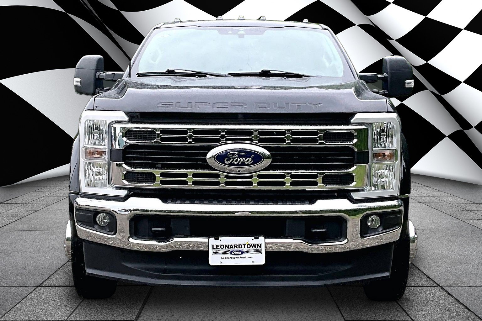 Certified 2023 Ford F450 XL w/ 360-Degree Camera Package AWD/4WD image 3