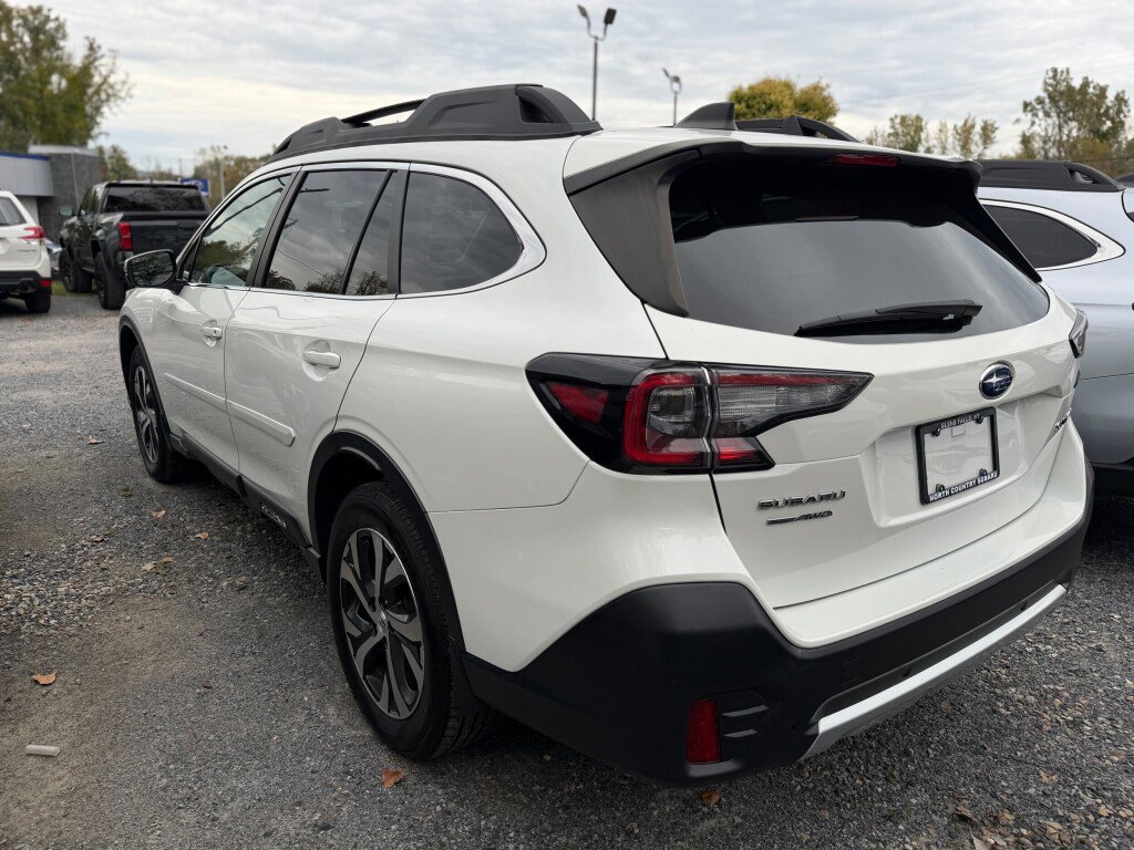 Used 2021 Subaru Outback Limited image 4