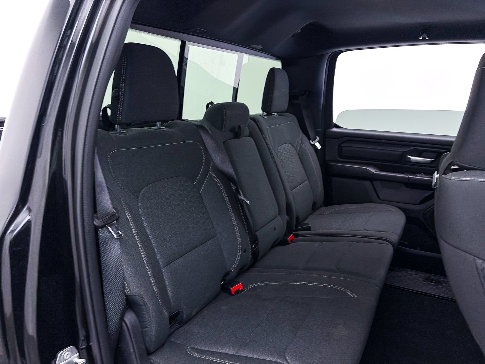 Used 2025 RAM 1500 Warlock AWD/4WD image 39