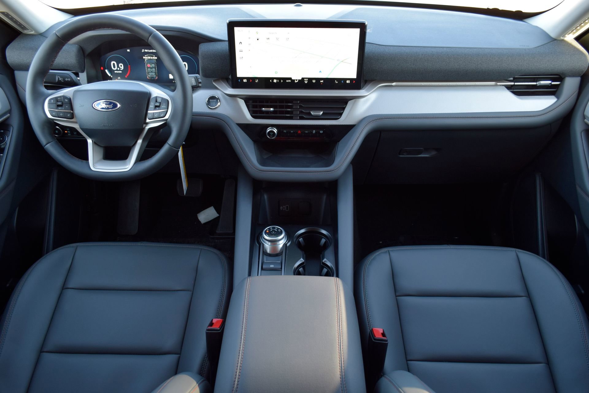 New 2026 Ford Explorer Active w/ Active Comfort Package image 7