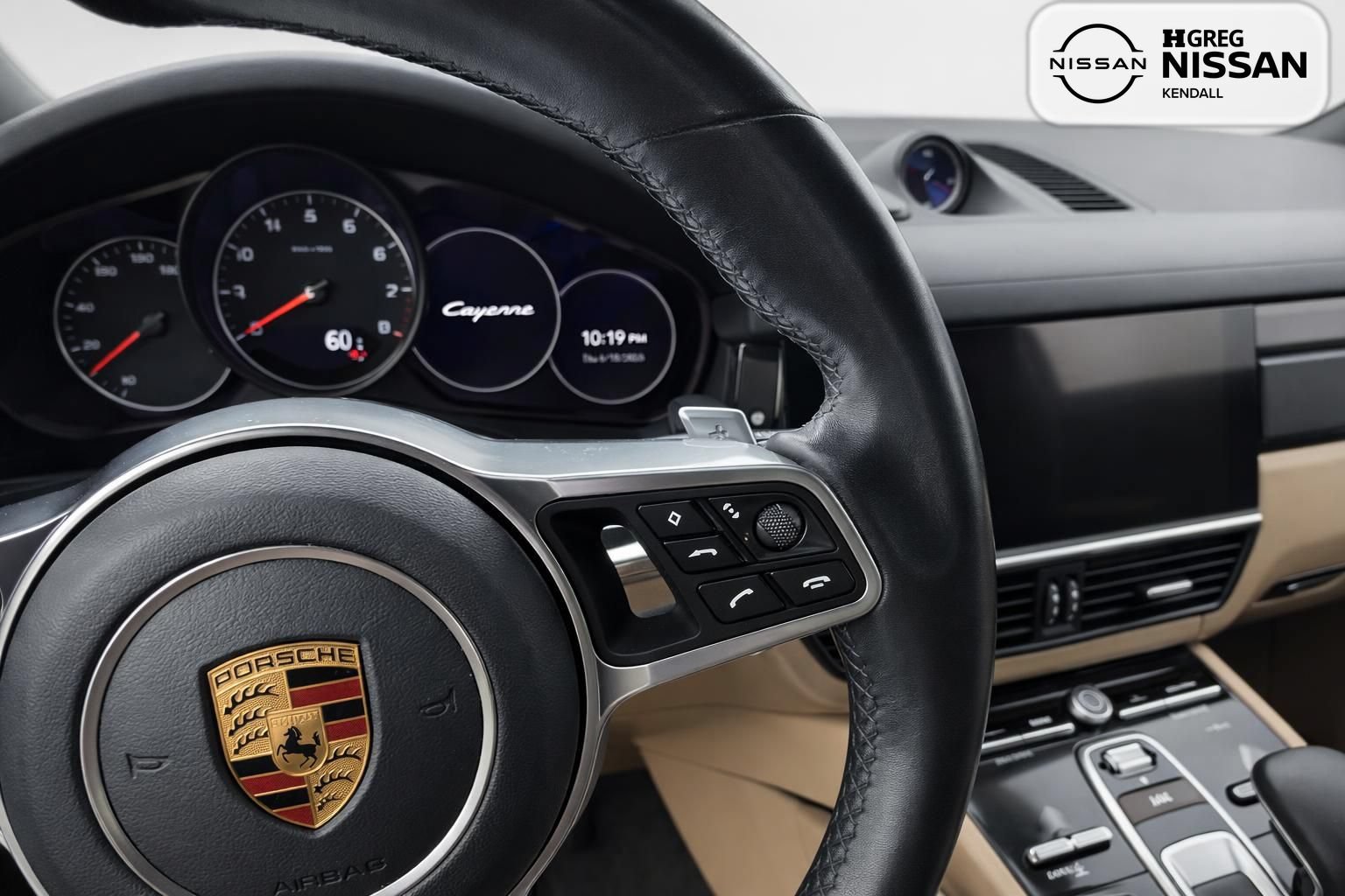 Used 2022 Porsche Cayenne AWD/4WD image 9