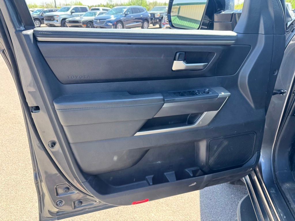 Used 2022 Toyota Tundra SR5 AWD/4WD image 9