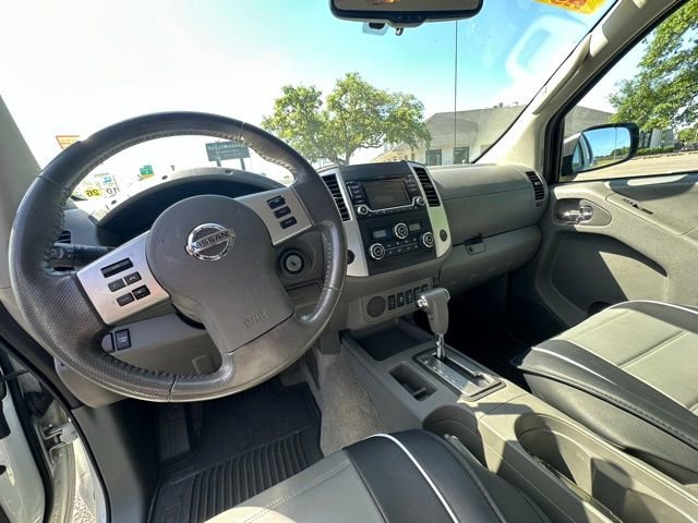 Used 2018 Nissan Frontier SV w/ Value Truck Package RWD image 9