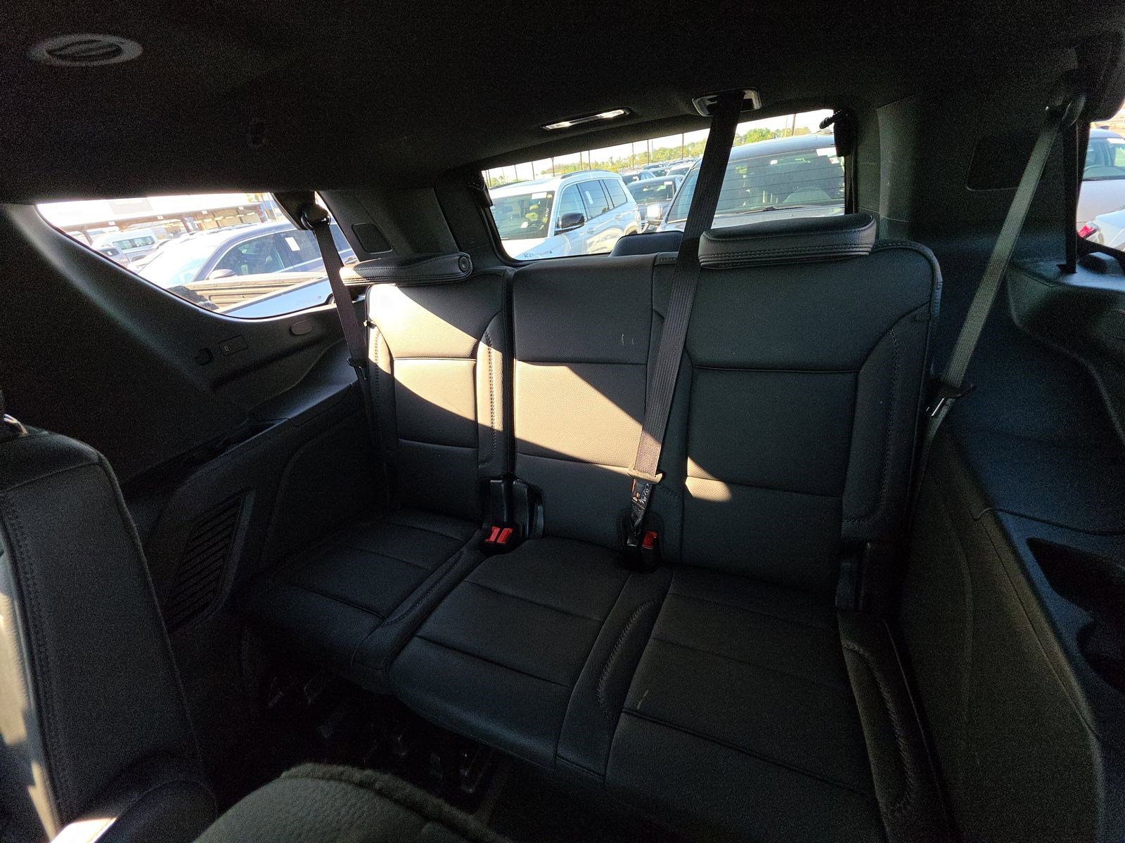 Used 2025 GMC Yukon Denali AWD/4WD image 15