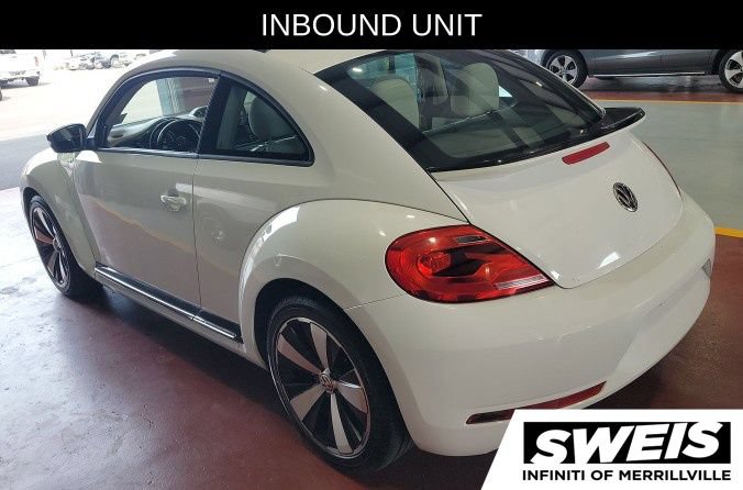 Used 2014 Volkswagen Beetle R-Line FWD image 3