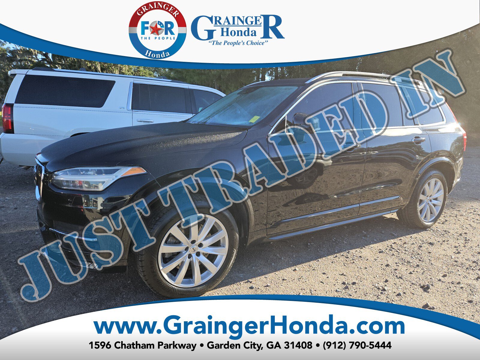 Used 2016 Volvo XC90 T6 Momentum w/ Momentum Plus Package AWD/4WD image 1