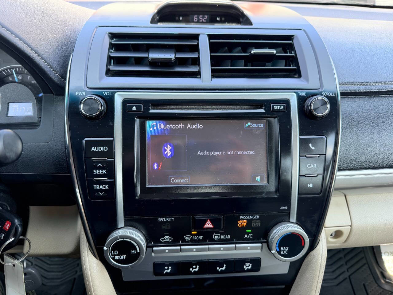 Used 2012 Toyota Camry LE w/ Preferred Accessory Pkg image 30