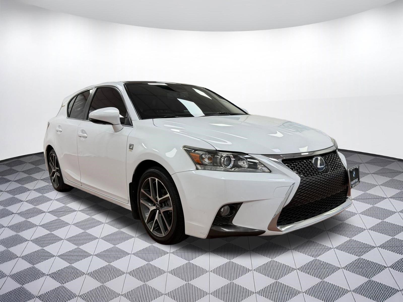 Used 2017 Lexus CT 200h image 6