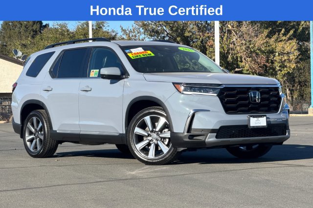 Certified 2025 Honda Pilot Elite image 2