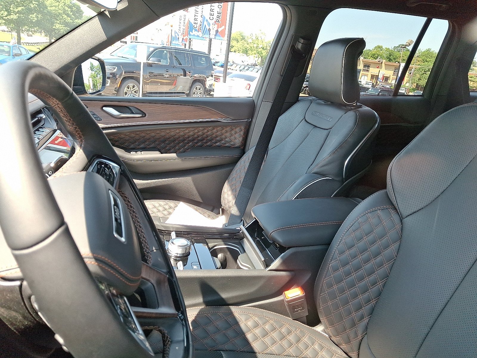 New 2025 Jeep Grand Cherokee Summit AWD/4WD image 5