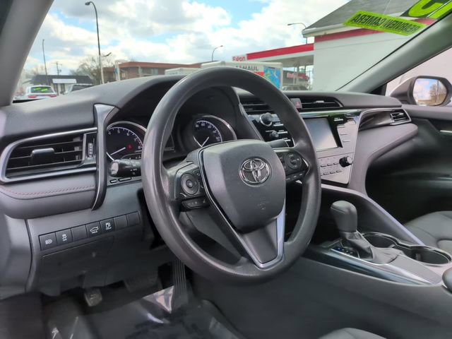 Used 2019 Toyota Camry LE image 27
