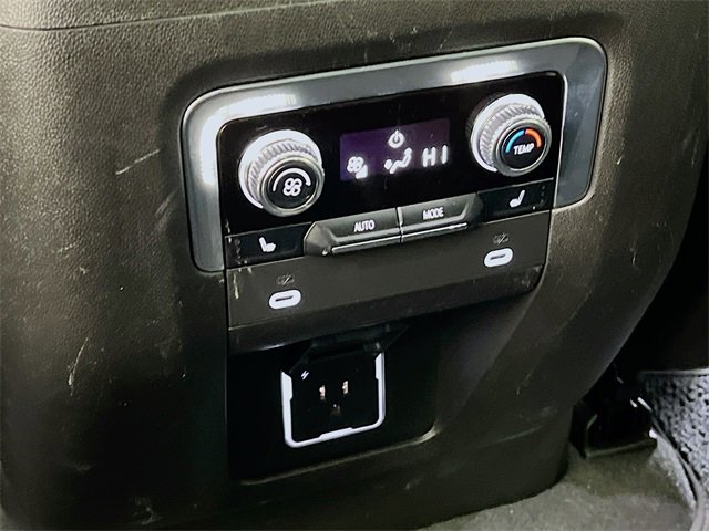 Used 2022 GMC Yukon Denali w/ Max Trailering Package image 26